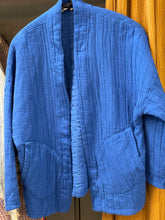Charger l&#39;image dans la galerie, Veste bleu de Chine en gaze de coton
