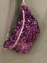 Charger l&#39;image dans la galerie, Sac banane sequins violets
